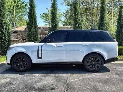 2025 Land Rover Range Rover P550e Autobiography