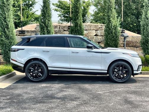 2025 Land Rover Range Rover Velar P250 Dynamic SE