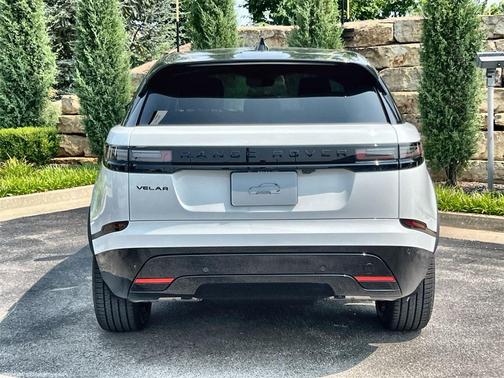 2025 Land Rover Range Rover Velar P250 Dynamic SE