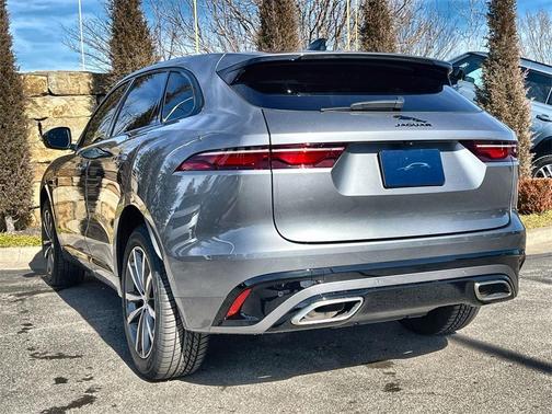 2025 Jaguar F-PACE P400 R-Dynamic S