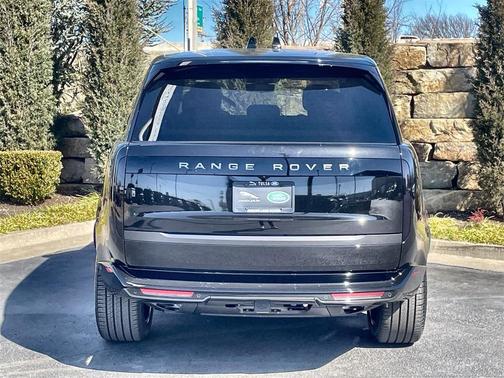 2026 Land Rover Range Rover P400 SE