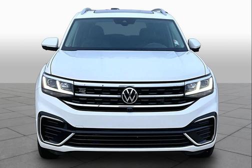 Pure White 2021 Volkswagen Atlas 3.6L SEL Premium