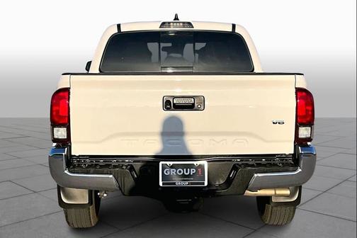 Ice 2023 Toyota Tacoma SR5
