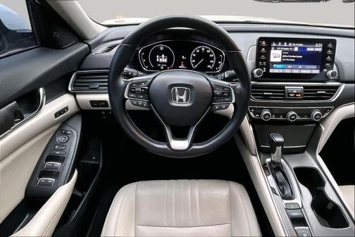 Platinum White Pearl 2021 Honda Accord EX-L 1.5T