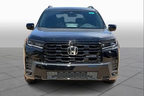 Crystal Black Pearl 2026 Honda Pilot Black Edition