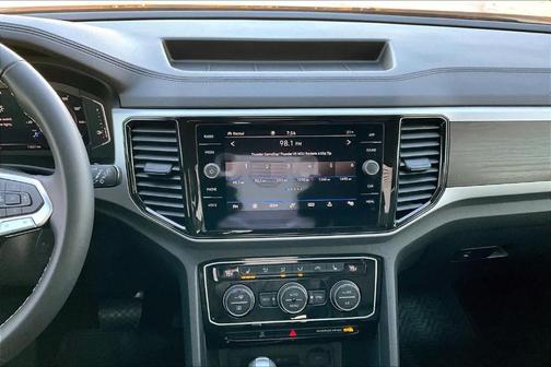 2023 Volkswagen Atlas 3.6L SE w/Technology
