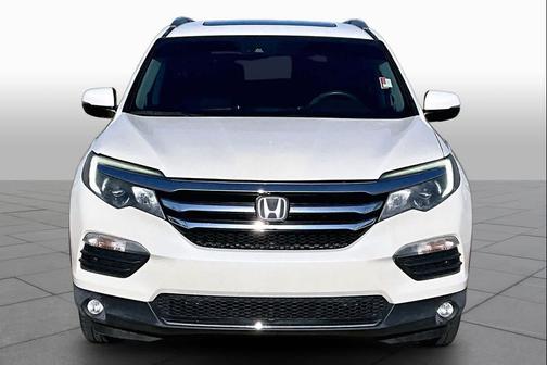 White Diamond Pearl 2017 Honda Pilot Elite