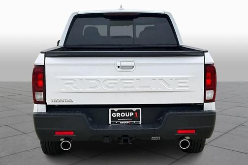White 2026 Honda Ridgeline RTL