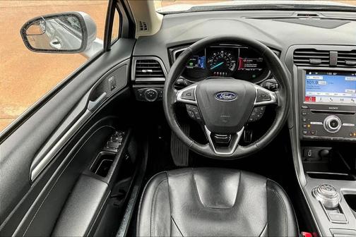 2018 Ford Fusion Hybrid Titanium