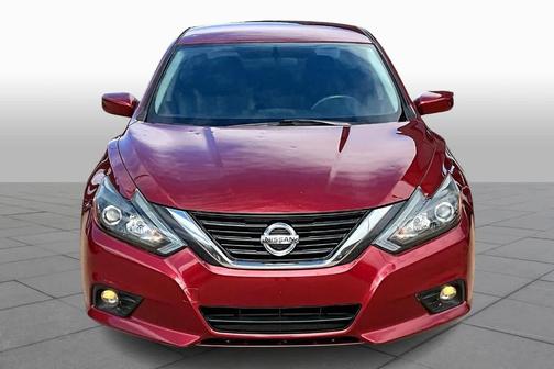 2016 Nissan Altima 2.5 SR