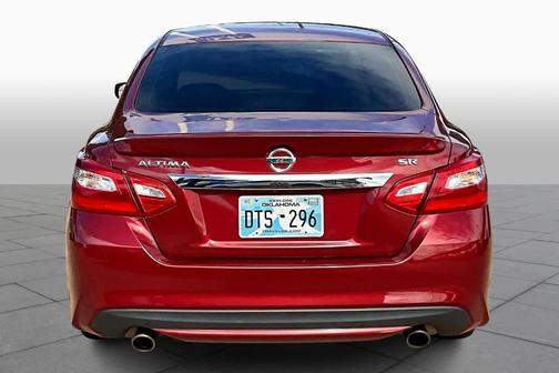 2016 Nissan Altima 2.5 SR
