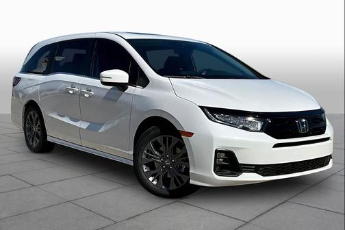White 2026 Honda Odyssey Touring