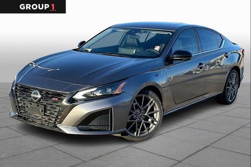 Gun Metallic 2023 Nissan Altima 2.0 SR