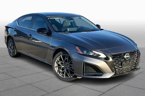2023 Nissan Altima 2.0 SR