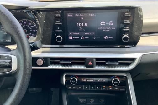 2023 Kia K5 LXS