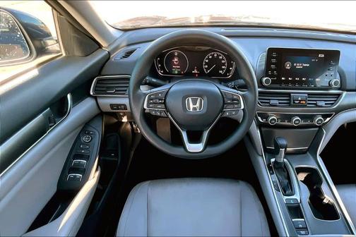 Modern Steel Metallic 2018 Honda Accord LX