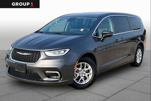 Granite Crystal Metallic Clearcoat 2023 Chrysler Pacifica Touring L
