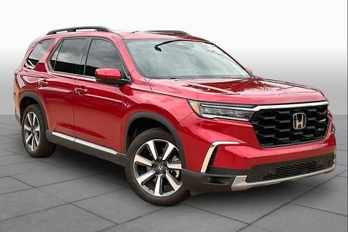 Radiant Red Metallic II 2025 Honda Pilot Touring 8-Passenger