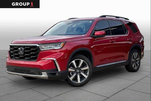 Radiant Red Metallic II 2025 Honda Pilot Touring 8-Passenger