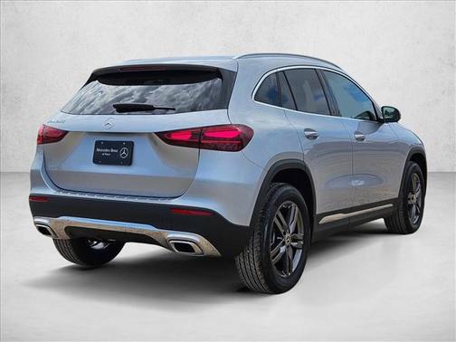 Cirrus Silver Metallic 2026 Mercedes-Benz GLA 250 4MATIC