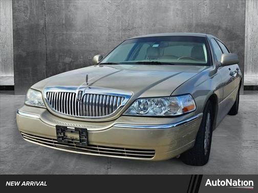 2008 Lincoln Town Car Signature