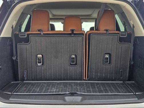 Boulder Gray Pearl 2022 Nissan Pathfinder Platinum 4WD