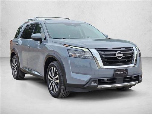 Boulder Gray Pearl 2022 Nissan Pathfinder Platinum 4WD