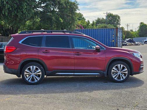 Crimson Red Pearl 2022 Subaru Ascent Limited 7-Passenger