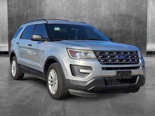 2017 Ford Explorer Base