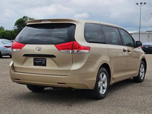 Gold 2012 Toyota Sienna Base