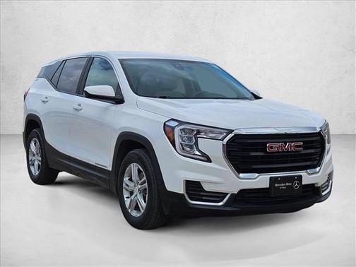 Summit White 2023 GMC Terrain SLE