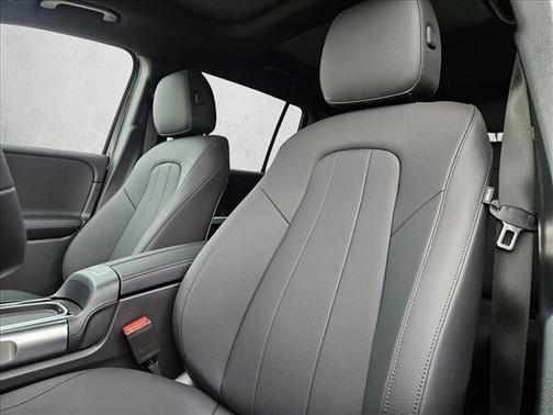 2026 Mercedes-Benz GLB 250 Base