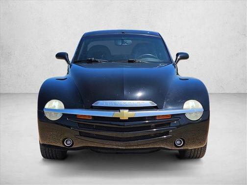 Smokin Asphalt 2003 Chevrolet SSR LS