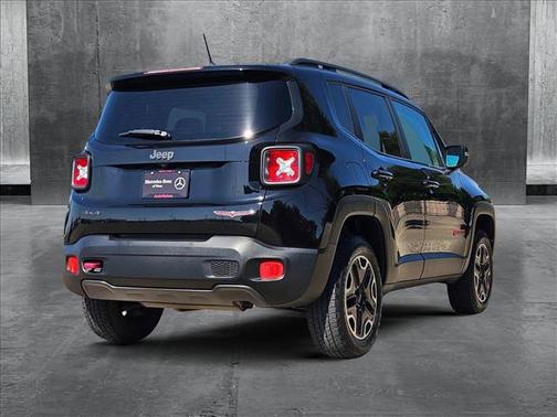 2017 Jeep Renegade Trailhawk