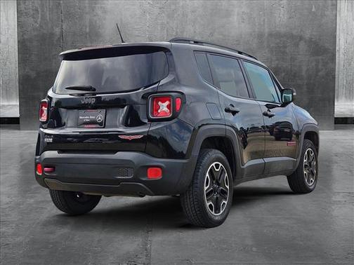 2017 Jeep Renegade Trailhawk