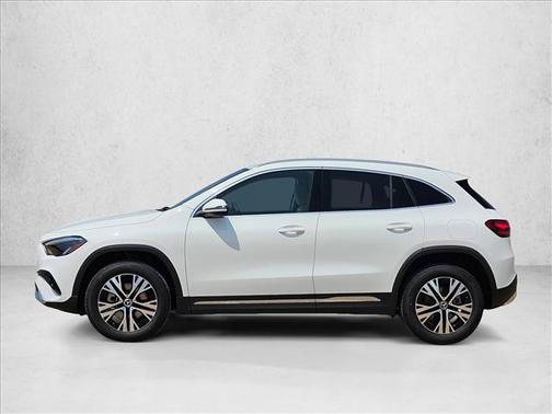 Polar White 2026 Mercedes-Benz GLA 250 4MATIC