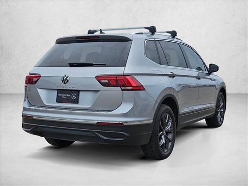Platinum Gray Meta 2022 Volkswagen Tiguan 2.0T SE