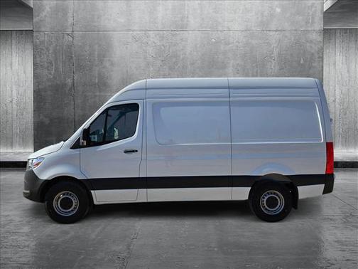 2025 Mercedes-Benz Sprinter 2500 Standard Roof