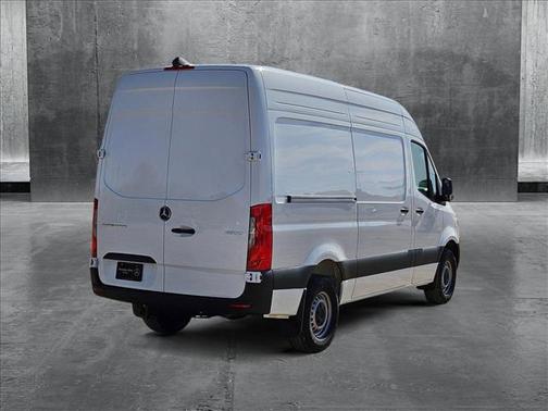 2025 Mercedes-Benz Sprinter 2500 Standard Roof