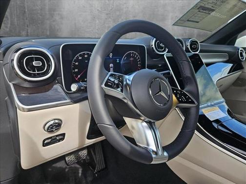 2025 Mercedes-Benz GLC 350e Base