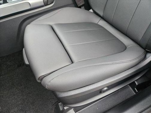 2025 Mercedes-Benz GLB 250 Base