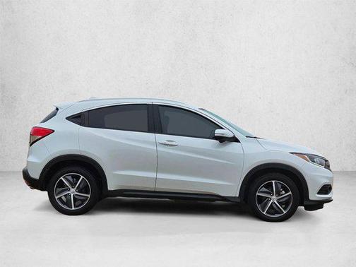 Platinum White Pearl 2022 Honda HR-V EX