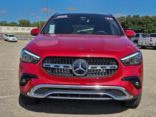 2025 Mercedes-Benz GLA 250 4MATIC