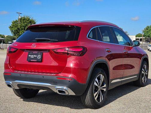 2025 Mercedes-Benz GLA 250 4MATIC
