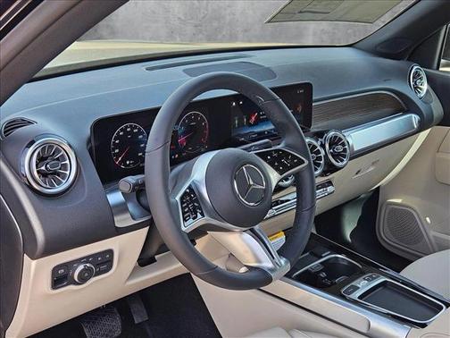 2025 Mercedes-Benz GLB 250 Base