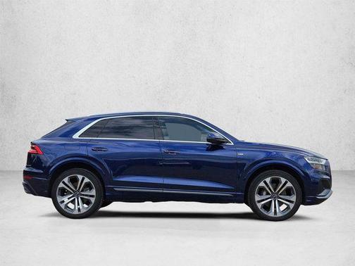 Galaxy Blue Metallic 2022 Audi Q8 55 Premium Plus