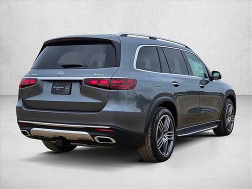 Selenite Grey Metallic 2026 Mercedes-Benz GLS 450 4MATIC