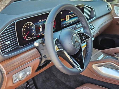 Obsidian Black Metallic 2026 Mercedes-Benz GLE 450 4MATIC