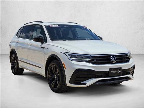 Pyrite Silver Metallic 2023 Volkswagen Tiguan 2.0T SE R-Line Black