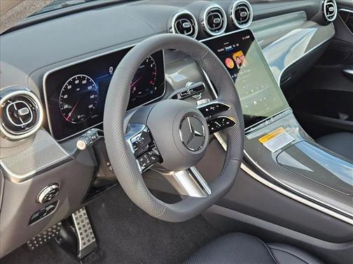 2026 Mercedes-Benz GLC 300 Base